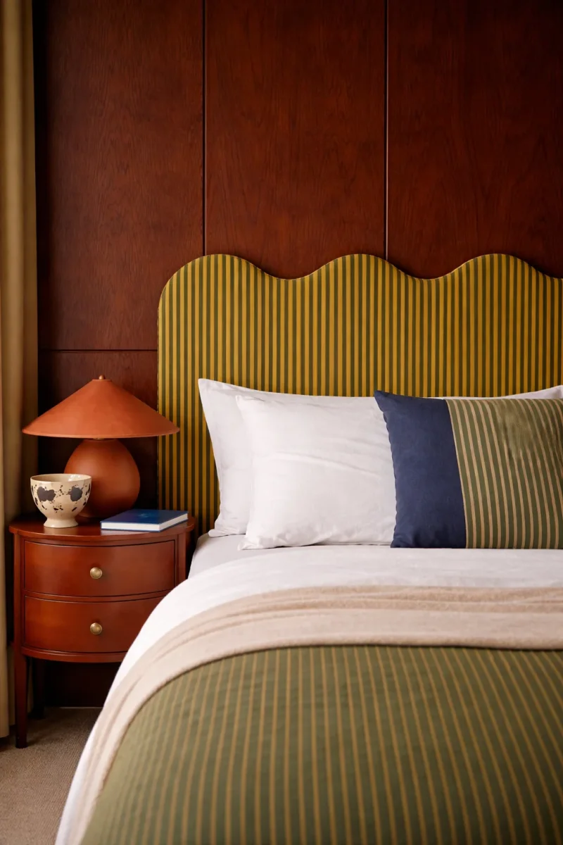 Cabecero Wavy Tapizado Terciopelo Cama 150cm Pine-Wood - Imagen 6