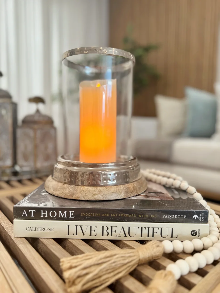 Candelabro de Cristal Claro con Base de Madera Natural - Imagen 2