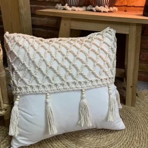 almohadon macrame 50×50