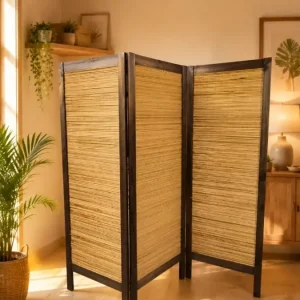 Hoja de biombo oscuro