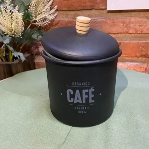 Lata cafe negro